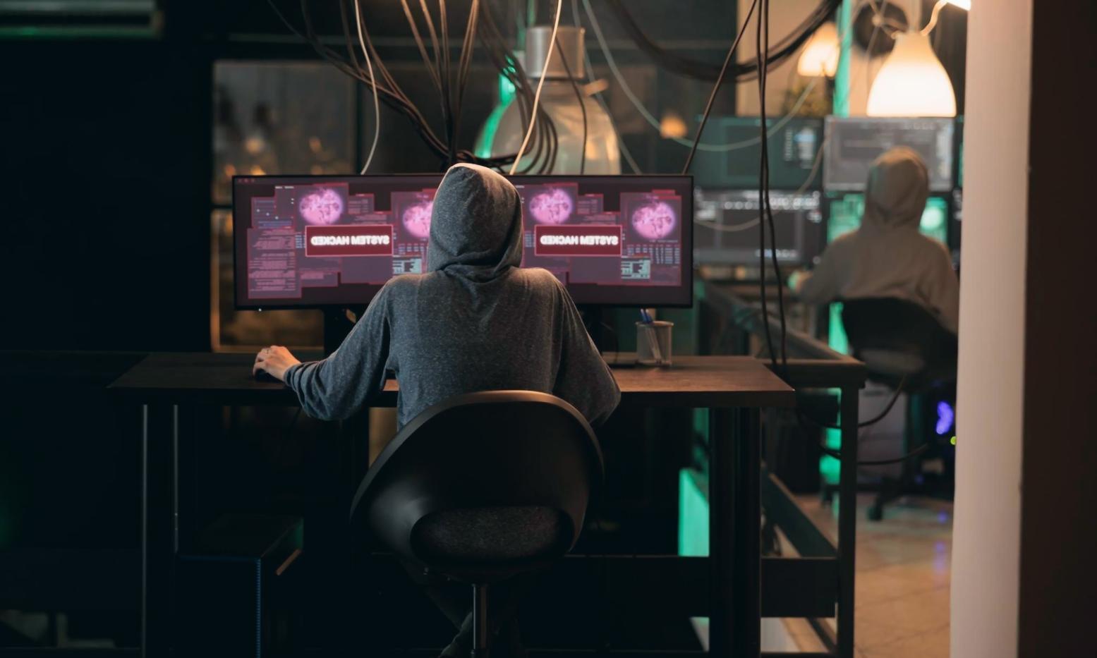 Network topology visualization showing distributed mesh architecture